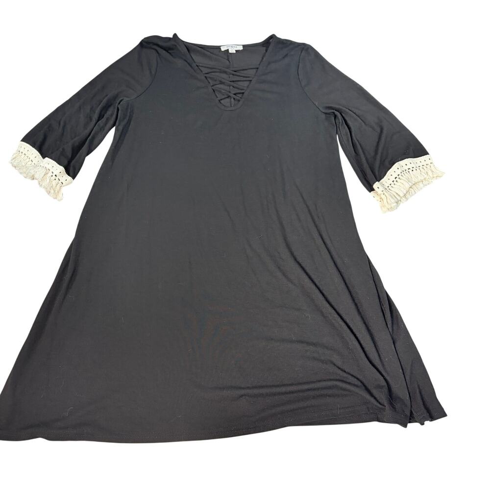 Umgee womens black dress white crochet cuffs, tassels V neck. Size M boho, flowy
